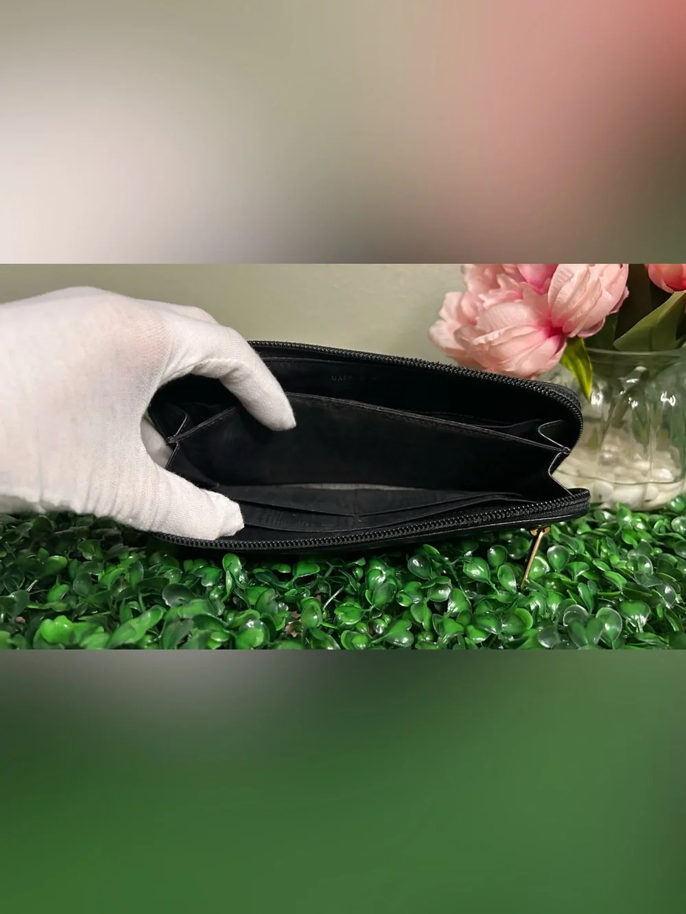 Chanel Black Caviar Leather CC Zip Around Wallet 6 Series w/ Hologram Vintage